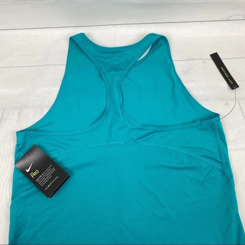 Nike | Women’s Muscle Top